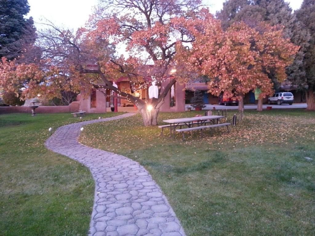 Sun God Lodge Taos Exterior foto
